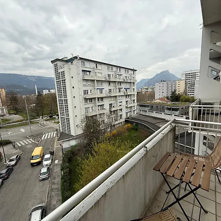Le Duplex-5p-2 Rooms- Free Parking Гренобль