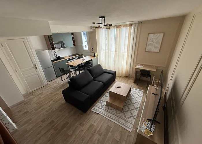 Le Duplex-5p-2 Rooms- Free Parking דירה גרנובל